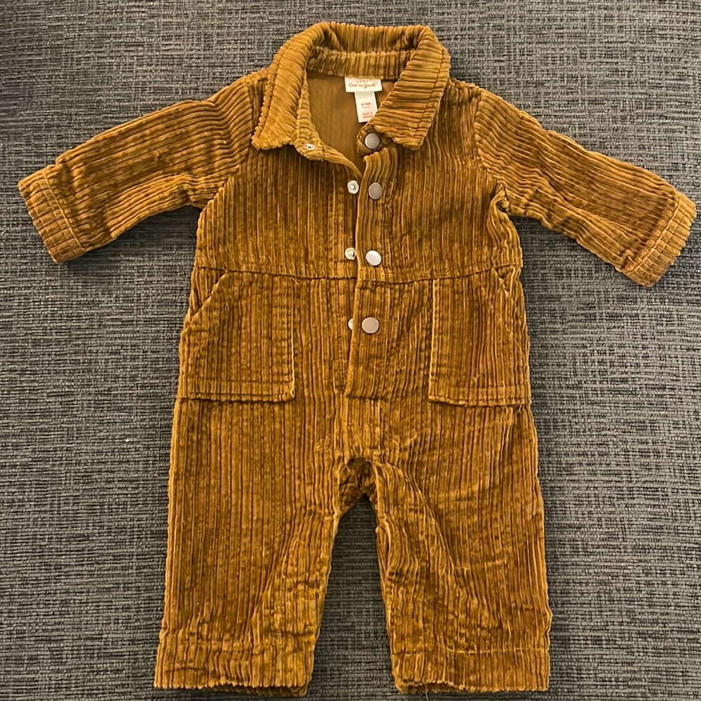 Baby boy 0-3m corduroy button down onesie
